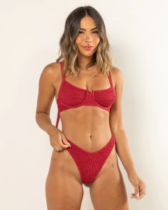 Biquíni Saint Tropez na internet