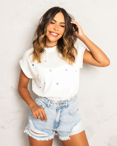 Imagem do T-shirt love bordada
