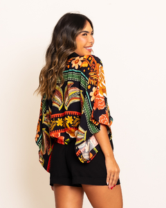 Blusa Layla na internet