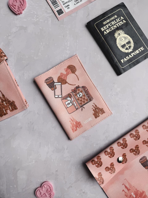 Funda para Pasaporte Disney Magic