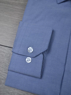 Camisa Maquinetada Azul na internet