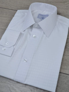 Camisa Maquinetada Branca Sem Bolso