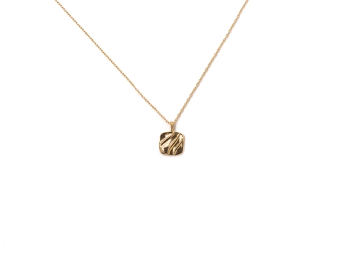 COLLAR CUADRADITO