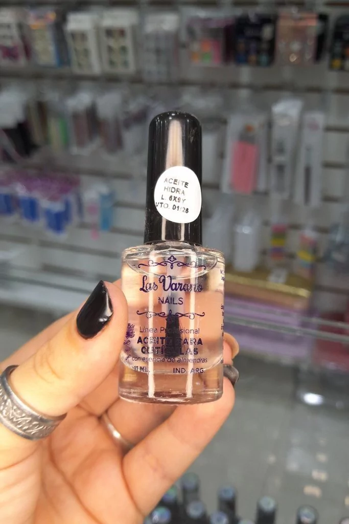 ACEITE PARA CUTICULAS LAS VARANO