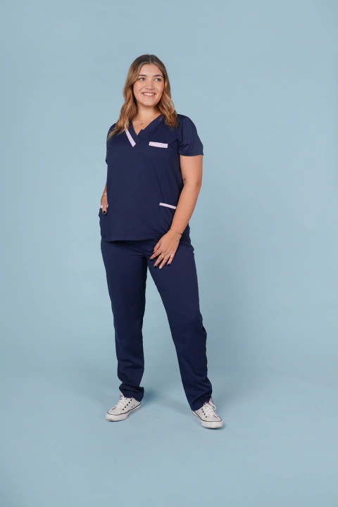 MALIBÚ CHAQUETA AZUL CON VIVO LILA