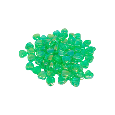(CO-1762) PAQ 25 GR. CUENTAS PLÁSTICAS CORAZÓN TORNASOL VERDE