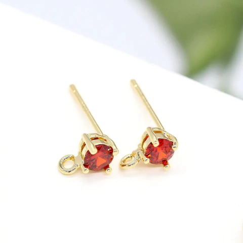 (GF-0450) PAR. BASE DE ARO CUBO RUBI