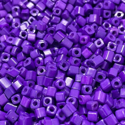 (CO-1457) PAQ. 25 GR MOSTACILLÓN CUADRADO MORADO