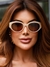 Modelo Alane, bege marmorizado, acetato premium. UV400 e lente resistente a risco. Compre no atacado para revenda com a Clush. Adicione ao carrinho!