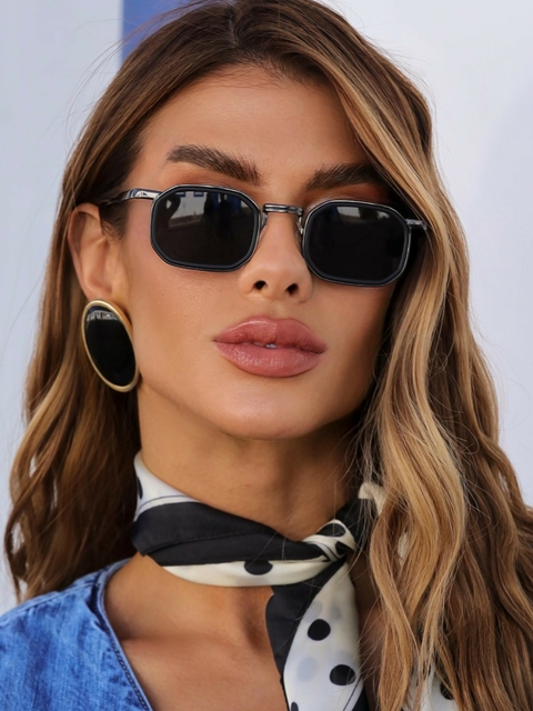 Óculos de Sol Octogonal Kansas - Preto - Metal