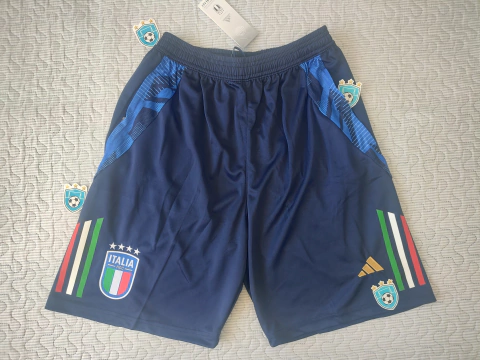 Short Italia con bolsillos 2024