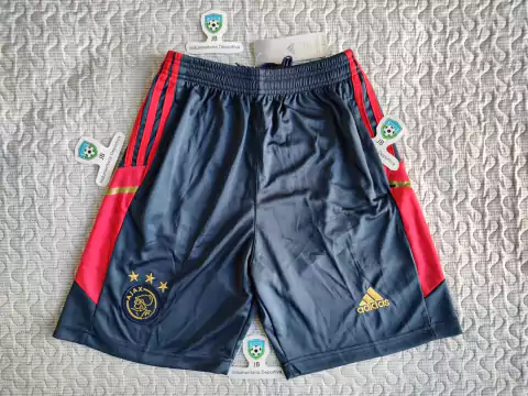 Short Ajax con bolsillos