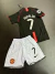 Kit Niños RETRO Manchester Utd 2007/08 Negro Ronaldo 7 - LT Deportes