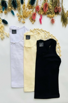Imagen de Musculosa CLOE Natural
