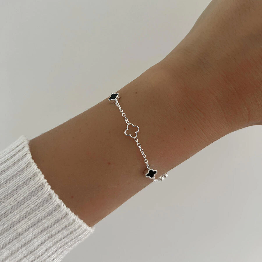 Pulsera con Trebol Negro