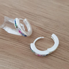 Aros Daga Argollitas 12mm Clip Cubic Multicolor Plata 925 - Pircas Joyas