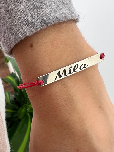 Pulsera hilo rojo personalizada