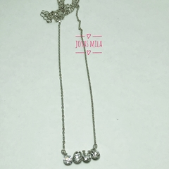 Cadena LOVE con piedras