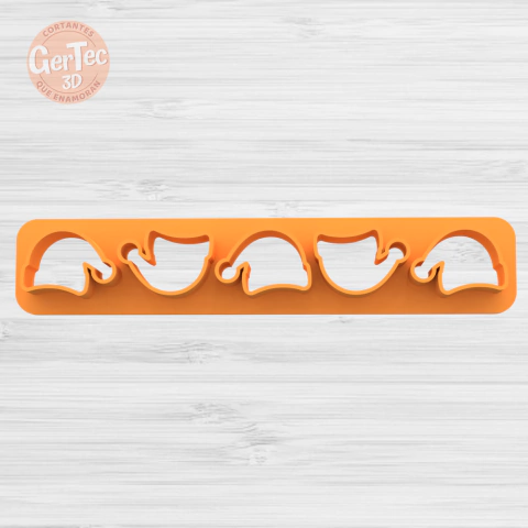 REGLA CON 5 MINI CORTANTES GORRO PAPÁ NOEL