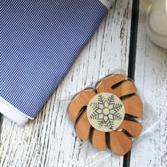 Set de 6 posavasos hojas - madera en internet