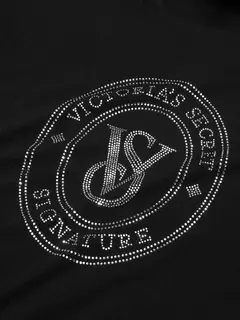 Pijama Remera Shorts Negro Strasses Linea Signature M Victoria's Secret en internet