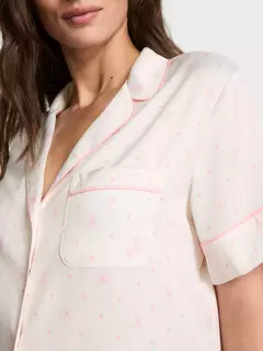 Pijama de Saten Corto Tiza Logo Icónico Linea Signature Victoria´s Secret en internet