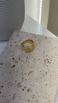 Anel dourado movimento - Mariah Joalheria