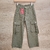 Pantalón cargo verde para niñas, con bolsillos laterales 