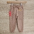 Pantalon jogger color beige para niños con estampado "TIGER ATTITUDE".