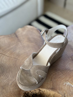 Sandalias altas Lulú visón