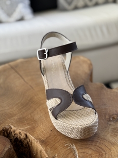 Sandalias altas Lulú - combinada - comprar online