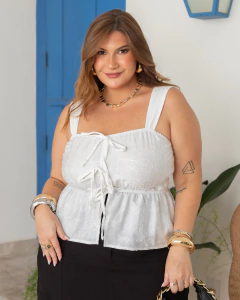 SHORTS SAIA RECORTES ATENAS - PRETO na internet