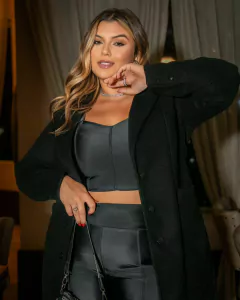 CASACO OVER LÃ BATIDA BELLA - PRETO - comprar online