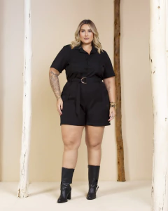 MACAQUINHO CARGO COM CINTO - PRETO - D' VINA PLUS SIZE