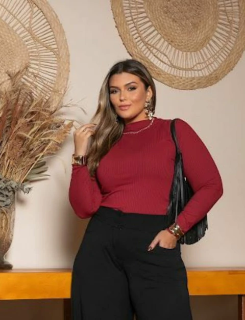 BLUSA CANELADA PREGAS - VINHO - comprar online