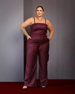 CONJUNTO (CROPPED + CALÇA) ALFAIATARIA - EDUARDA - ROXO - D' VINA PLUS SIZE