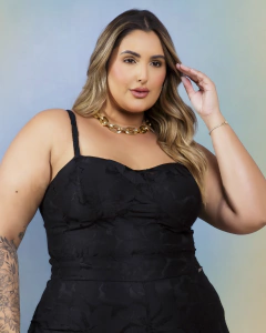 CONJUNTO RENDADO (CROPPED + CALÇA) PENELOPE - PRETO na internet