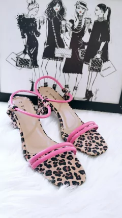 SANDÁLIA ANIMAL PRINT BIA