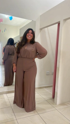 MACACÃO MANGA LONGA LORENA - CAPPUCCINO - comprar online