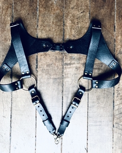 Harness em couro preto