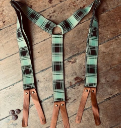 Suspensório elástico