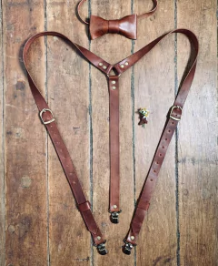 Kit suspensório e gravata em couro