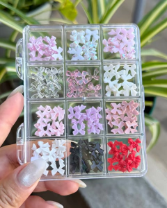 Apliques moños en internet