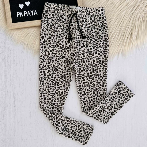 LEGGIN FLORES NEGRA - comprar online