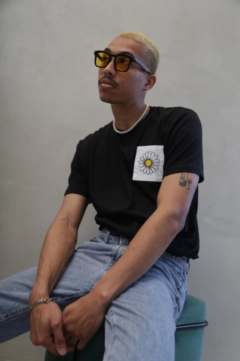 Remera Black Daisyflower