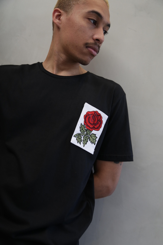Remera New Black Rose thumbnail 2