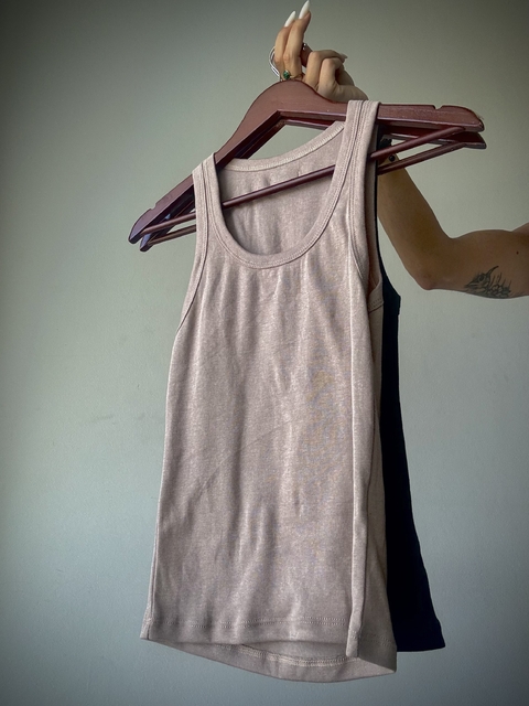 MUSCULOSA LORE - comprar online
