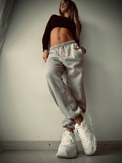 JOGGER KAURY en internet