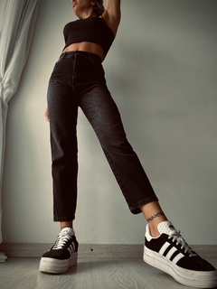 JEAN MOM MIA BLACK SNOW en internet