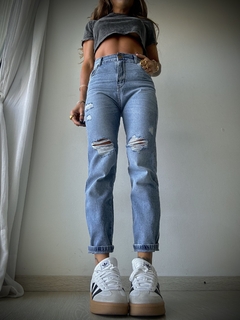 JEAN MOM KHALO ROTURA